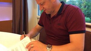 Dorinel Munteanu, prezentat oficial ca antrenor al Astrei: "Obiectivul este calificarea în cupele europene"