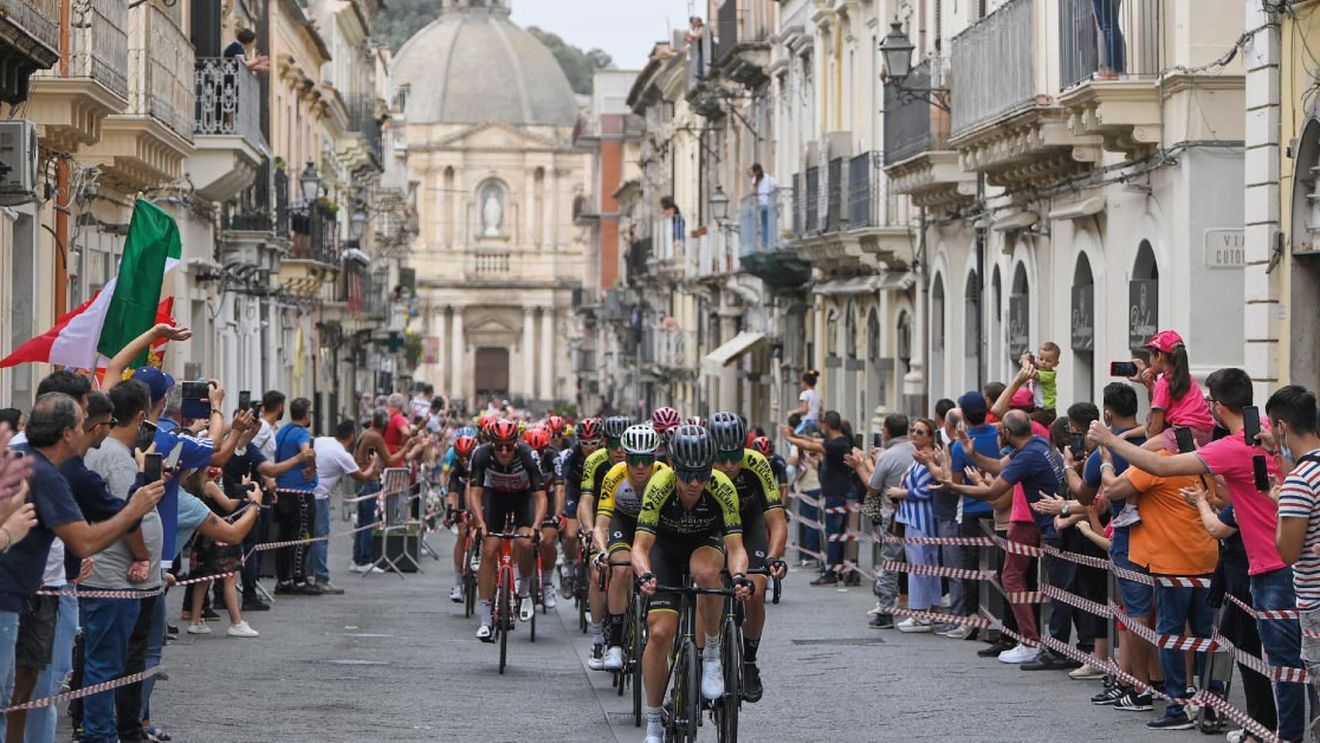 Topul favoriților în Giro 2021, întocmit de expertul Eurosport, Alberto Contador. „Cursa perfectă în care te poți remarca individual și în care poți să te gândești mai puțin la rolul întregii echipe”