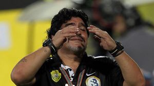Maradona și-a ales favorita în semifinala Portugalia - Spania!** "El Pibe" mizează pe CR7: "Ronaldo merită statuie"