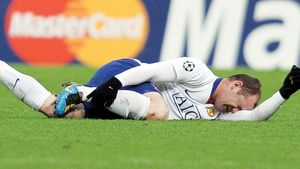 Rooney s-a antrenat** în secret