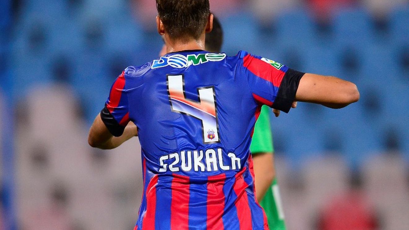 UEFA forțează Steaua să renunțe la "fița de pe tricou". FOTO - Detaliul pe care puțini l-au observat, dar care e interzis de Platini