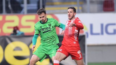 UTA - Dinamo 0-0. „Câinii” smulg un punct la Arad, deși Marco Ehmann și Alex Răuță au văzut cartonașul roșu