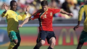 Xabi Alonso la Real Madrid, Aquilani la Liverpool?**