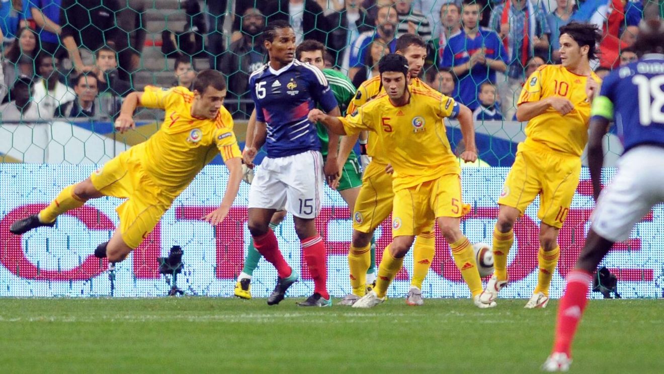 Un fost internațional român, plătit pentru a se da la o parte în derby-ul campionatului! „Vă dați seama ce sistem au?! M-au întrebat dacă aș fi dispus să o las mai moale”