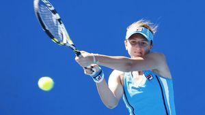 Irina Begu, calificare plină de dramatism în sferturi la Melbourne: 4-6, 7-6, 7-6 cu Johanna Konta! Românca a avut nevoie de 9 mingi de meci pentru a se impune | VIDEO