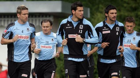 Antrenorul lui Lovin din Germania a semnat cu Olympiacos!