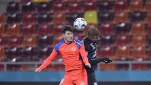 Imagini inedite cu Ianis Stoica! Visa de mic să semneze cu formația „roș-albastră”. „Joacă în Europa League, e cea mai bună din România!” | VIDEO