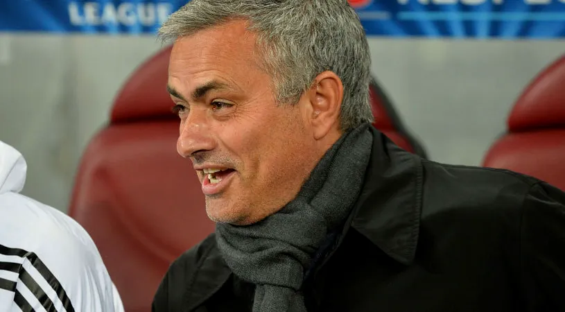 Englezii au fost uluiți să îl vadă pe Mourinho așa la București! FOTO - Ipostaza care va intra în antologie