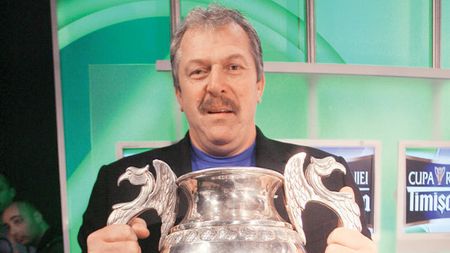 "Tătă" cu vorbele, Duckadam cu trofeele:** portarul Stelei, în conflict cu cel de la care ar fi avut multe de învățat! Scandalul a explodat în Olanda