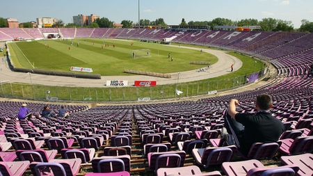 Stadionul "Dan Păltinișanu" are șanse mari să devină doar o amintire în scurt timp! Proprietarii amenință cu închiderea, în timp ce primarul Timișoarei vrea două arene, ca la Barcelona. Unde s-ar putea muta ACS Poli