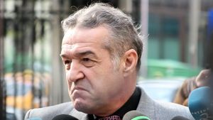 Managerul, răsfățatul patronului?** Becali a reacționat după postarea de pe Facebook: "Păi, îi permit eu altuia să mă contrazică? Afară, în 3 secunde!"