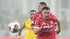 Dinamo a hotărât unde se va juca meciul cu FC U Craiova! Elevii lui Ovidiu Burcă pleacă de pe „Arcul de Triumf”