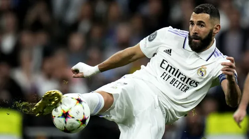 Karim Benzema e la o lună distanță de un record fabulos: francezul poate deveni fotbalistul cu cele mai multe trofee din istoria lui Real Madrid! Cele două finale pe care „Galacticii” trebuie să le câștige