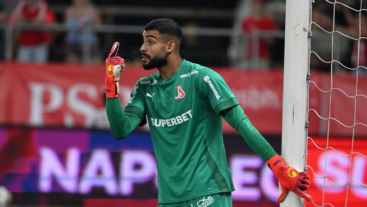 De ce nu l-a transferat Dinamo definitiv pe Alaa Bellaarouch