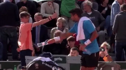 Roland Garros 2019 | Fază memorabilă petrecută în primul tur. Un copil de mingi a răzbunat pe toată lumea, după ce l-a pus la punct pe Fernando Verdasco: momentul care s-a viralizat pe internet | VIDEO