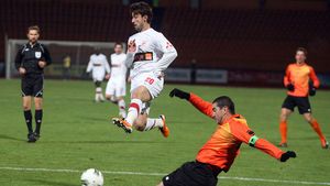 Timișorenii ironizează posibilul schimb Alex Curtean-Bakaj!** Cum l-a luat Chivorchian peste picior pe "CR7 albanez"