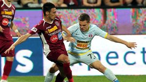 "Teatrul viselor" trecute. Unul dintre ultimii jucători ai CFR-ului prezenți pe Old Trafford părăsește Gruia: "Camora vrea să fie declarat liber"