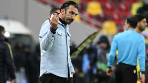 Elias Charalambous negociază cu un club care are 29 de titluri de campioană