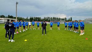 Eugen Neagoe strigă adunarea la Universitatea Craiova. Cine absentează la reunirea lotului şi care este programul pregătirilor