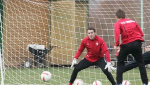 EXCLUSIV | "Bă, să te duci cu Dinamo al tău". A scris istorie în tricoul lui Dinamo și descrie întâlnirile cu fanii revoltați de actuala situație a clubului