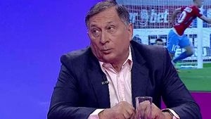 Ion Crăciunescu își atacă din senin colegul de la televiziunea unde sunt amândoi specialiști pe arbitraj! Reacția incredibilă la adresa lui Marius Avram