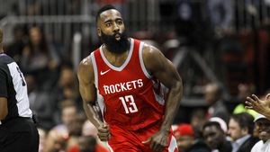 Houston Rockets, liderul Conferinței de Vest, a obținut a șaptea victorie consecutivă. Rezultatele înregistrate luni în NBA