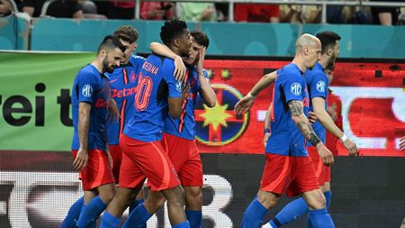 Gigi Becali a zis că nu va mai juca „în viața lui” fundaş central şi s-a ținut de cuvânt! Ce improvizație a făcut doar pentru a nu-l folosi pe Chiricheş în apărare cu Universitatea Craiova