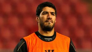 Redknapp spune că Suarez ar trebui renegat de fanii lui Liverpool: "Așa ar trebui să facă, dar ei l-ar fi aplaudat și pe Saddam Hussein dacă marca"