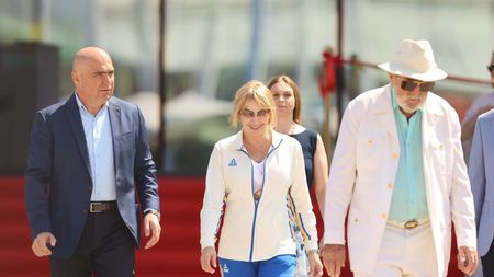 Ploaie de nume uriaşe la inaugurarea sălii Nadia Comăneci! Gică Hagi şi Lucian Bute n-au lipsit: a venit şi Ilie Bolojan