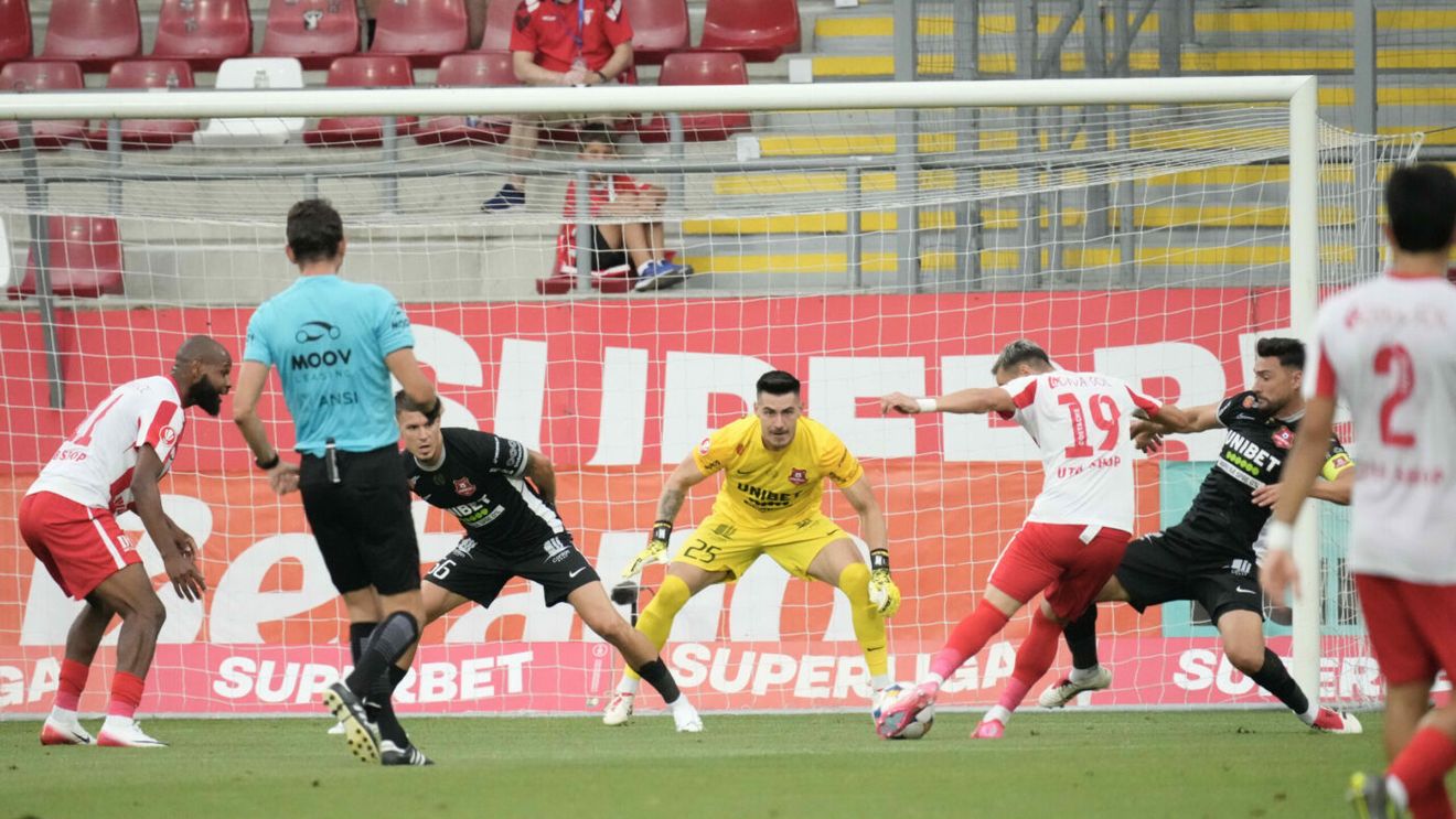 FC Hermannstadt - UTA Arad 1-2, în etapa 18 din Superliga. Sibienii, care au jucat în inferioritate din minutul 19, rămân pe locul 15