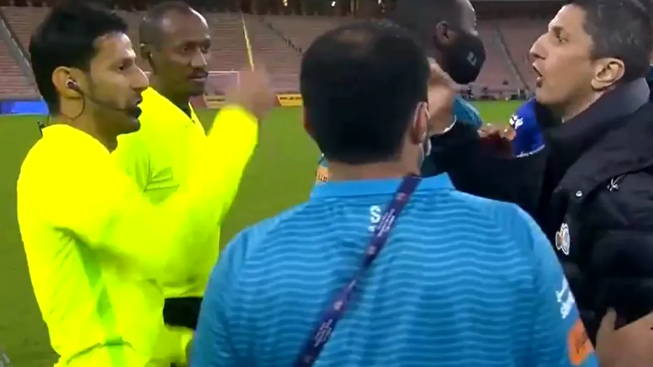 Răzvan Lucescu, scene șocante în derby-ul cu Al Ahli: „Morţii mă-tii!”. Ce l-a scos din minți, sub ochii lui Alex Mitriță | VIDEO
