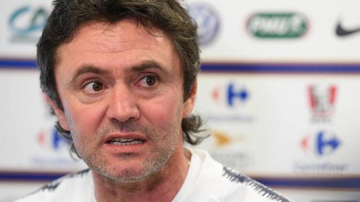 Euro 2019 | Selecționerul Franței se așteaptă ca fanii români să ia cu asalt tribunele de la Cesena: "Când mă uitam la meciurile lor de aici vedeam mult galben și nu era de la soare" :)  