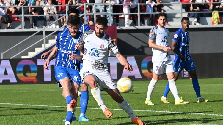 Chindia – Farul 3-3, în prima manșă a barajului de promovare/menținere în Superliga. Partida s-a încheiat cu două parade incredibile ale lui Isvoranu