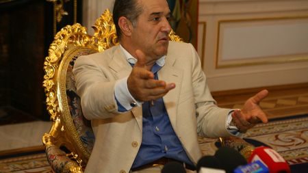Gigi Becali e convins de calificare: "Putem să o batem pe Twente și cu 3-0!"** Cei 3 jucători care trebuie să DISPARĂ‚ din primul 11 al Stelei