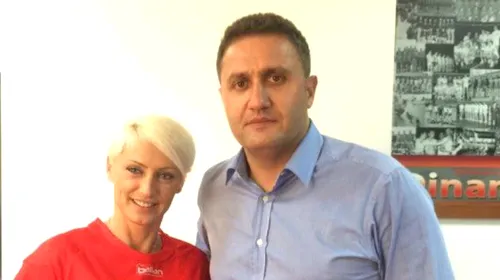 Noua echipă a lui Dinamo a dat prima lovitură! Ramona Farcău a semnat cu gruparea din Ștefan cel Mare. „Anul acesta se poartă alb-roșu, iar eu sunt în trend”