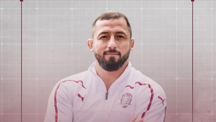 Ștefan Gheorghiță, fost mare luptător și coordonatorul secției de lupte de la Rapid, a găsit calea pentru a-i aduce pe copii la sport: „Merg eu la ei”. SPECIAL