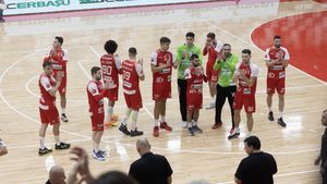 Dinamo Bucureşti a fost spulberată de Veszprem, echipa fostului antrenor al „dulăilor"! Scor dur în Champions League