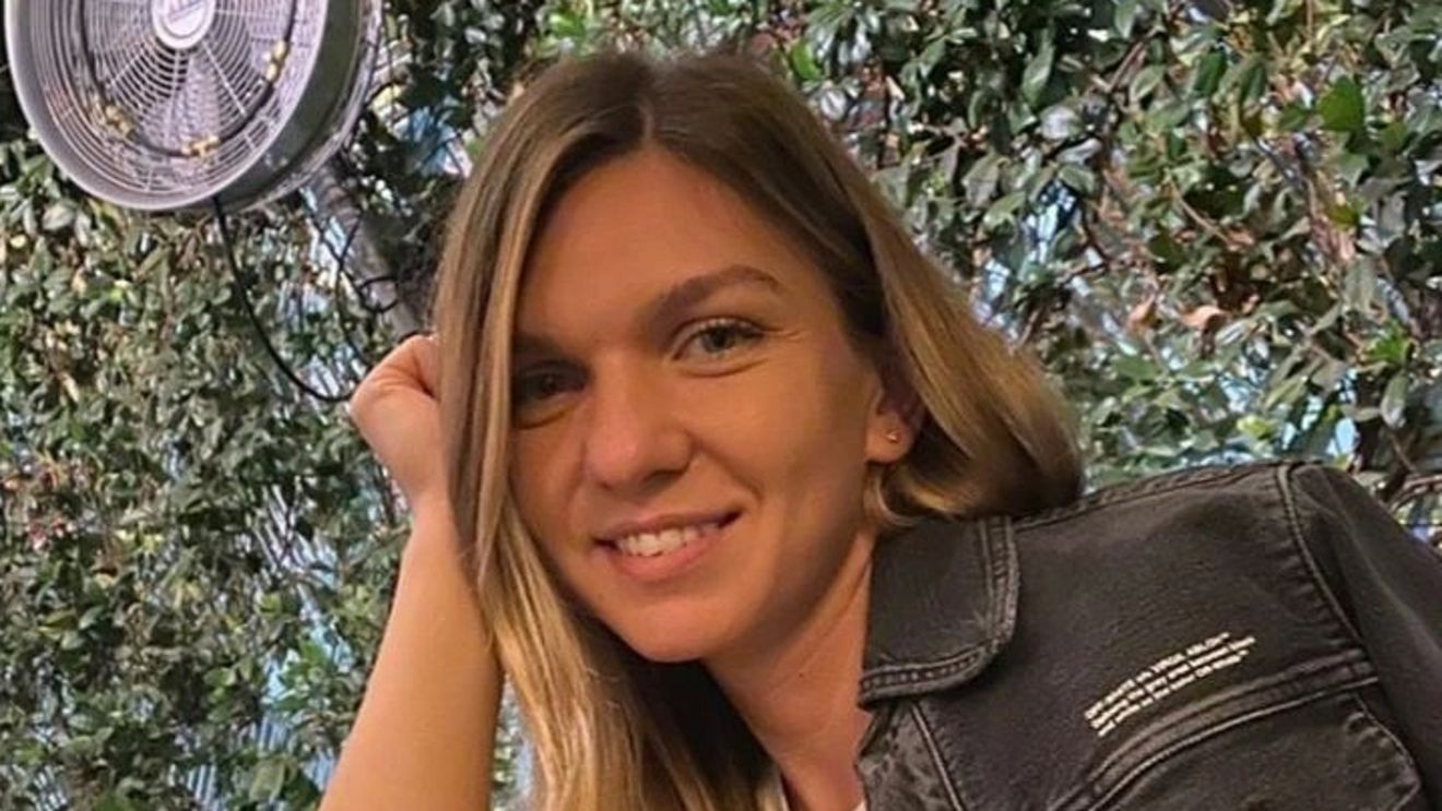 Cum poate câștiga Simona Halep câte un milion de euro pentru fiecare din următorii 30 de ani! Mitică Dragomir i-a dat gratis o idee genială cu care face o avere dacă se lasă imediat de tenis din cauza dopajului