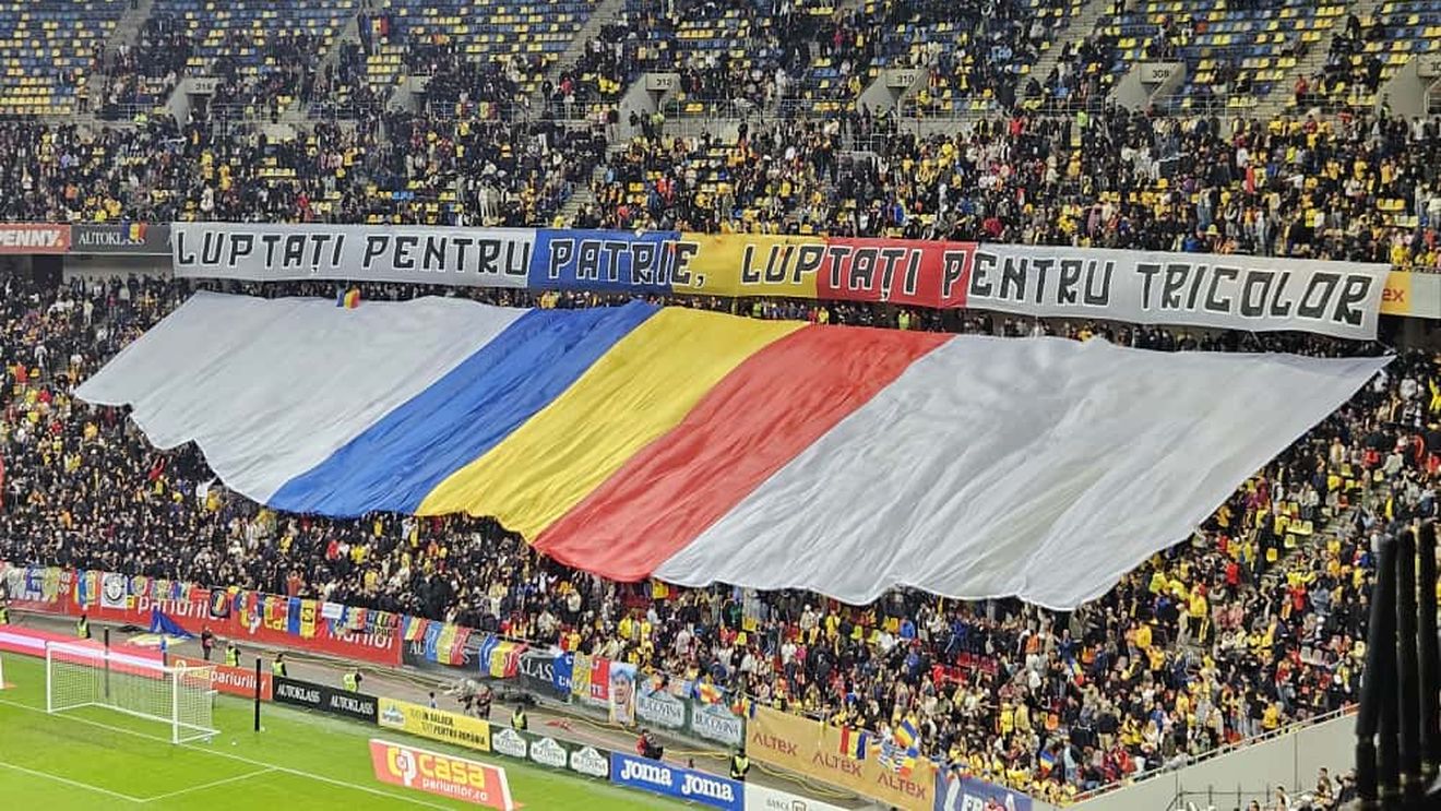 Scenografia spectaculoasă a galeriei României la meciul cu Austria. Mesaj din 6 cuvinte pentru naționala lui Mircea Lucescu