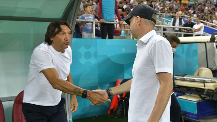 Dinu Gheorghe critică strategia lui Dario Bonetti pentru derby-ul cu FCSB. „Să-l expui la modul ăsta? Copilul ăsta o să doarmă trei zile neîntors!” | EXCLUSIV ProSport LIVE