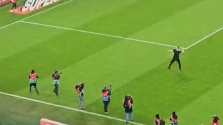 Moment inedit înainte de Dinamo - Metaloglobus! Marius Niculae a reconstituit scenografia de la derby-ul cu FCSB
