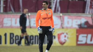 "Voi ține pumnii celui ce va apăra poarta Rapidului cu Mediaș!"** Află cu cine ține Dani Coman în derby-ul Poli-Steaua