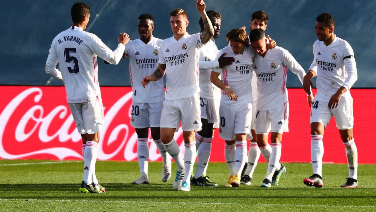 Avancronica zilei fotbalistice alaturi de Mozzart Bet