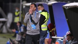 Atac fără precedent la adresa lui Toni Petrea. „N-are valoare! Să aștepte telefoane de sus!”