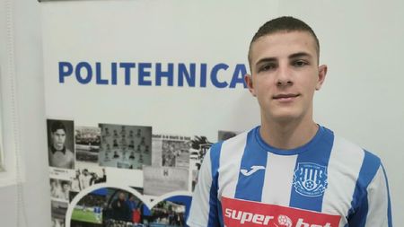 Pas spre normalitate la Poli Iași: se pune accentul pe tineri! Nouă juniori ai Academiei din Copou au semnat contracte cu Poli Iași