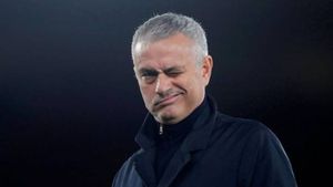 Se pregătește schimbarea lui Zinedine Zidane de la Real Madrid! Jose Mourinho și o legendă a clubului sunt pe listă. Surpriză uriașă!