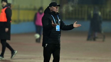 „Hagi e cu fotbalul ca dependenții de droguri". „Regele" l-a dat afară pe fotbalist, care nu înțelege de ce