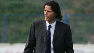 Napoli: "Dacă ajungea la Lazio, Moți nu prindea echipa"