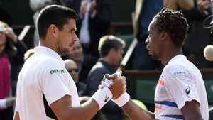 Corespondență de la Roland Garros. Hănescu, după a 11-a prezență la Paris: "Cea mai frumoasă amintire a fost atunci când am jucat tenis pe Champs d'Elysees"