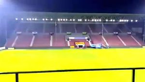 „Disco” CFR! Campioana a plătit o avere pe cea mai tare nocturnă din România. Clujenii vor show, cu jocuri de lumini la goluri | VIDEO EXCLUSIV